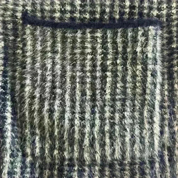 Court & Rowe Houndstooth Eyelash Cardigan - Picture 9 of 11